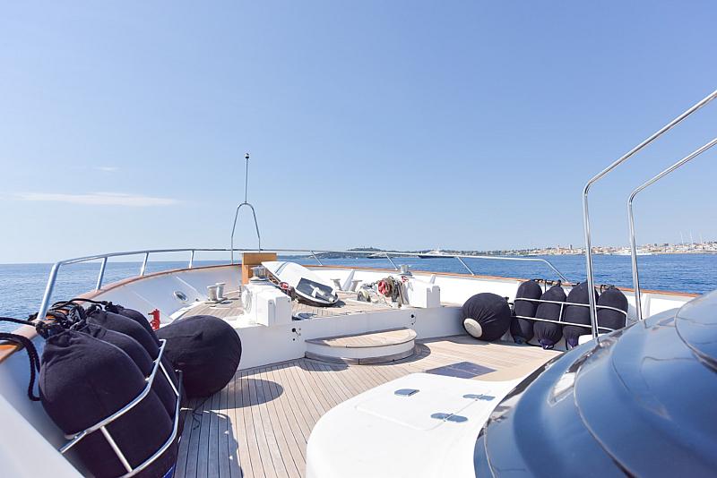 Atlantic Endeavour - 9
