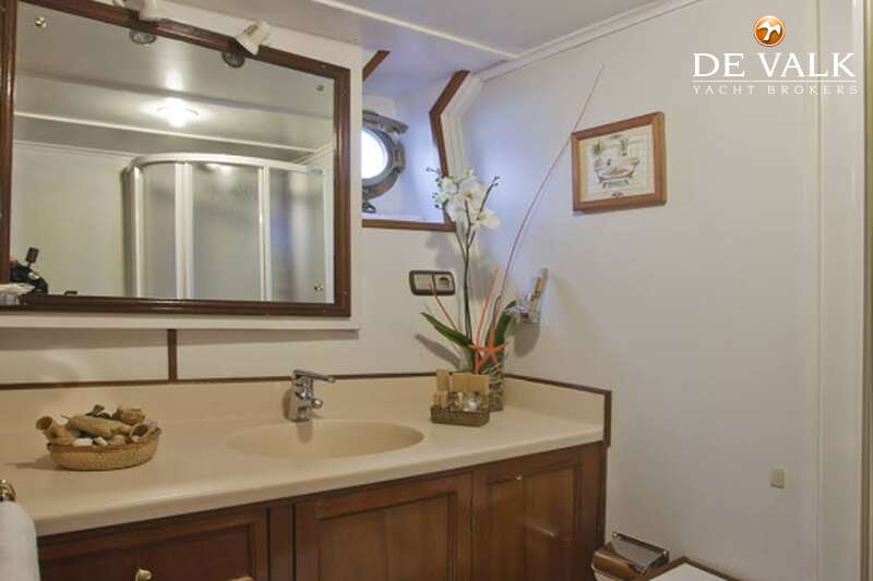 Southern Cross - 30